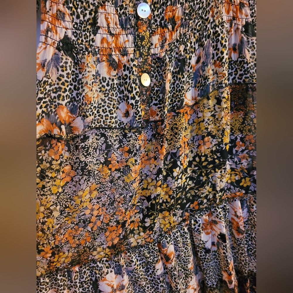 Chic Floral Button-Down Maxi Dress - Picture 5 of 8
